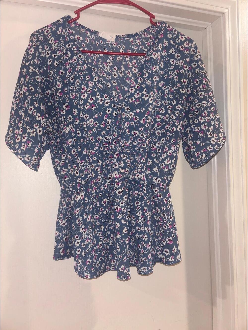Sienna Sky Blue Floral Peplum Blouse Size Small